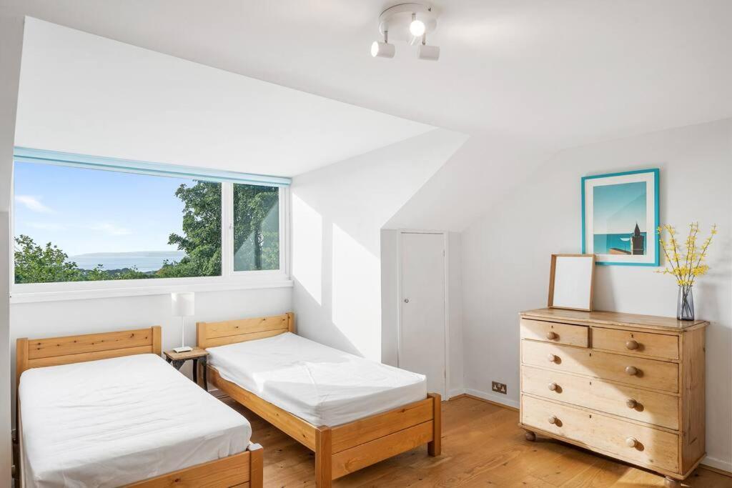 Manacles - Spacious Flat Near Beach With Sea Views & Parking Falmouth Extérieur photo
