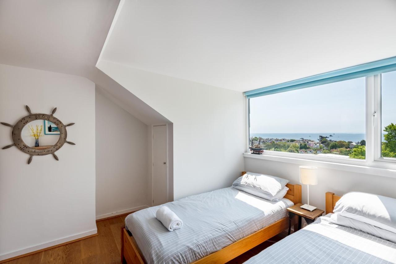Manacles - Spacious Flat Near Beach With Sea Views & Parking Falmouth Extérieur photo